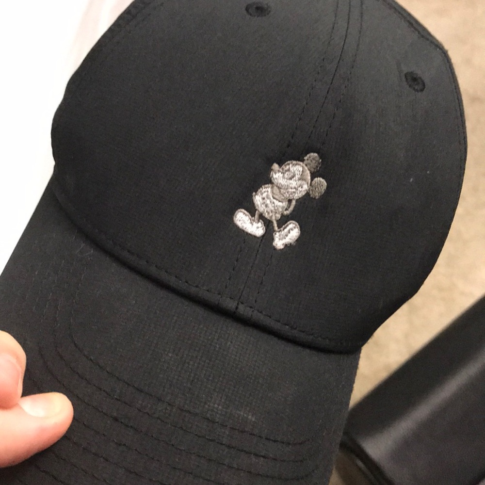 NIKE Mickey Mouse Hat
